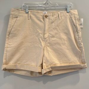 GAP.  Girlfriend chino shorts.  Size 14T (tall).  NWT. Khaki. Cream. NWT. New